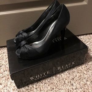 Black peep toe pumps
